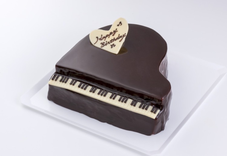 ホールケーキ ピアノ ラ ポルト ルージュ 岩国市のおすすめグルメ ケーキ 洋菓子 旅色