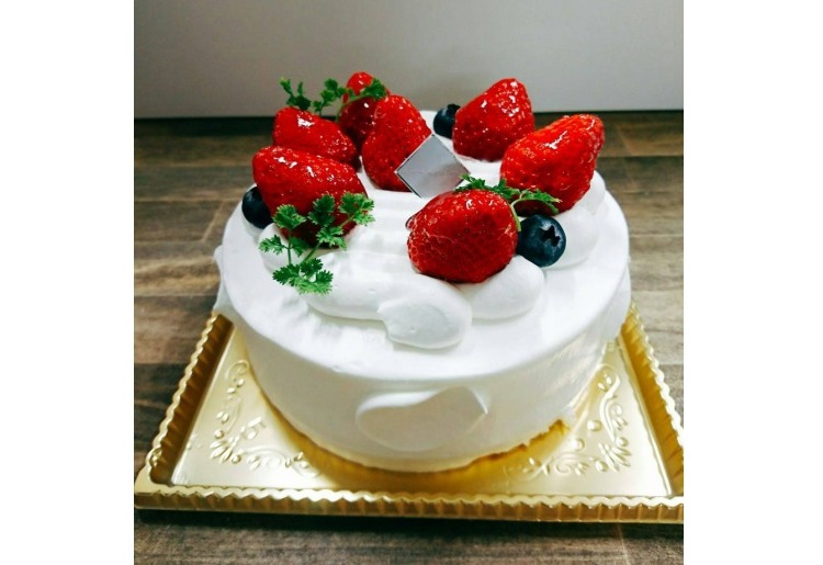 デコレーション ホールケーキ サイズ Patisserie Libra 宇和島市のおすすめグルメ ケーキ お菓子 旅色
