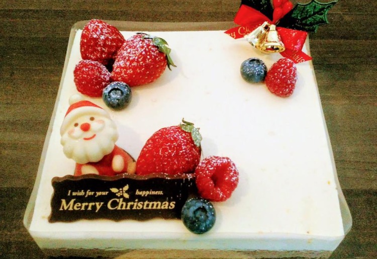 クリスマスケーキ プルミエ アムール Patisserie En Priere アンプリエール 清田区のおすすめグルメ ケーキ 洋菓子 旅色