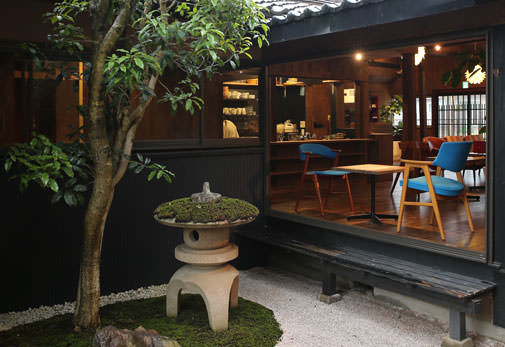Cafe Linq Takasegawa 坪庭のある町家をリノベーションした空間 出雲市のおすすめグルメなら クーポンあり旅色