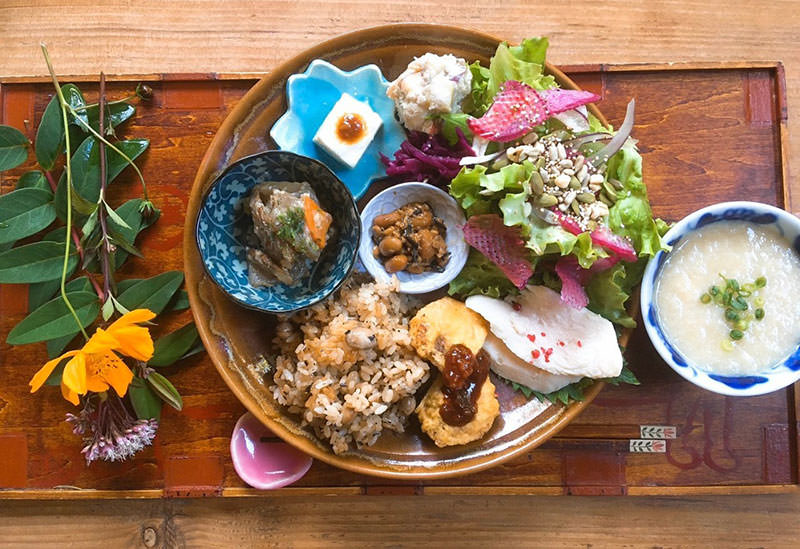 糀料理とビオスチームのお店 えん 糀料理とビオスチームで体に喜びを 奈良市のおすすめグルメなら旅色