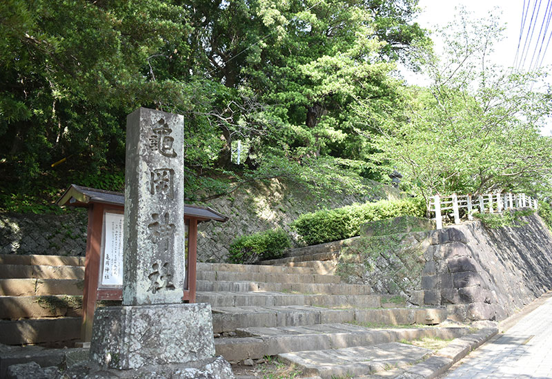 亀岡神社